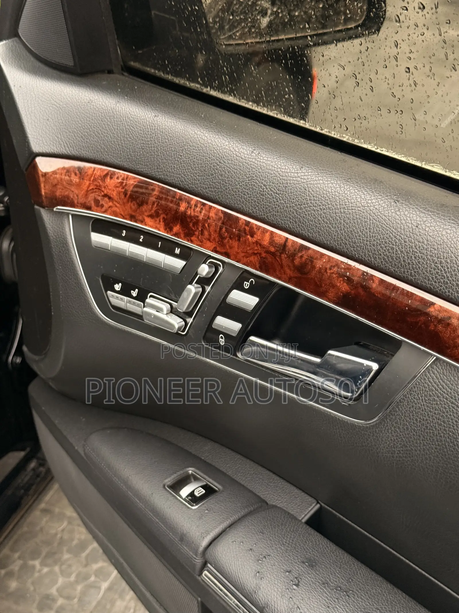 Mercedes-Benz S-Class 2012 Black