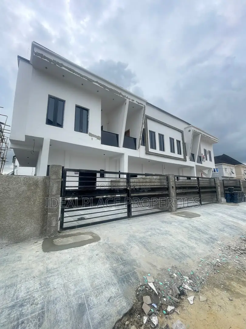 2bdrm Townhouse/Terrace in Sangotedo for sale