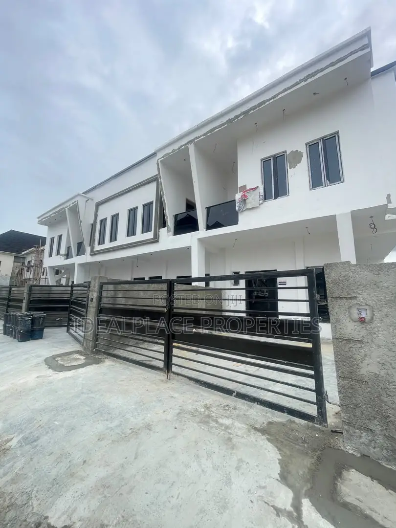 2bdrm Townhouse/Terrace in Sangotedo for sale