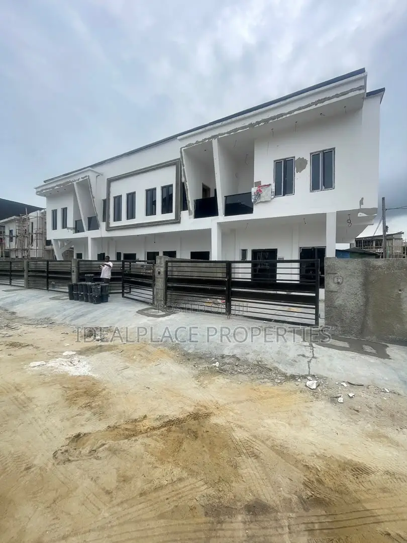 2bdrm Townhouse/Terrace in Sangotedo for sale