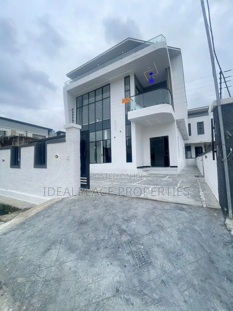 4bdrm Duplex in Sangotedo for sale