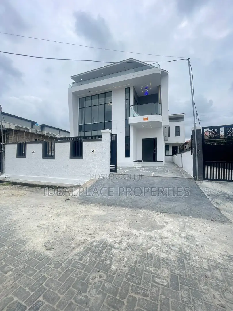 4bdrm Duplex in Sangotedo for sale