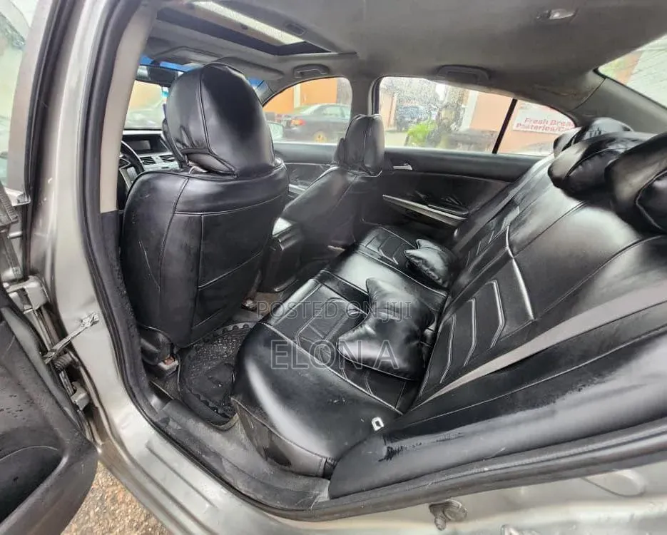 Honda Accord 2012 Silver