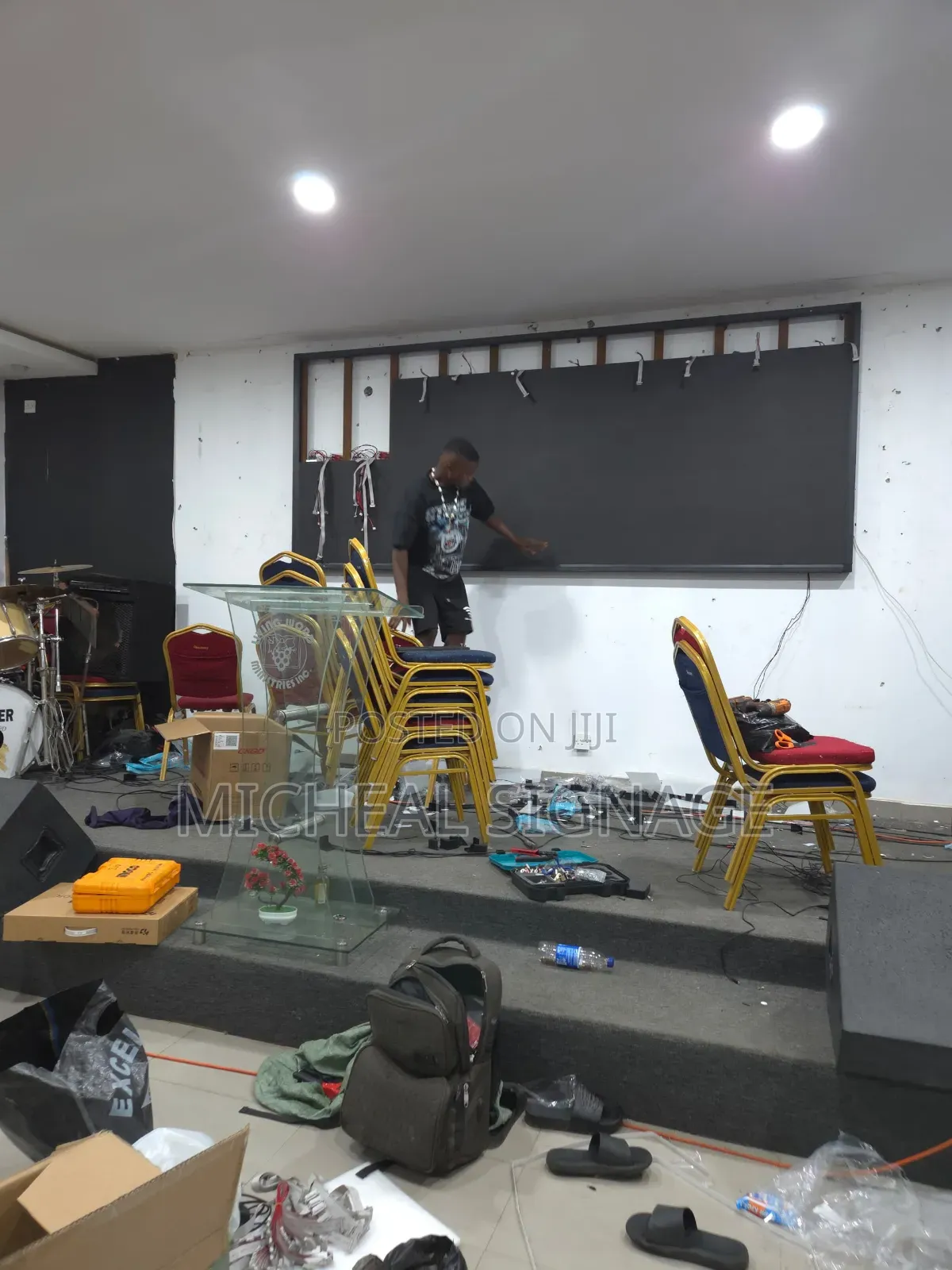 Church Led Screen Projector