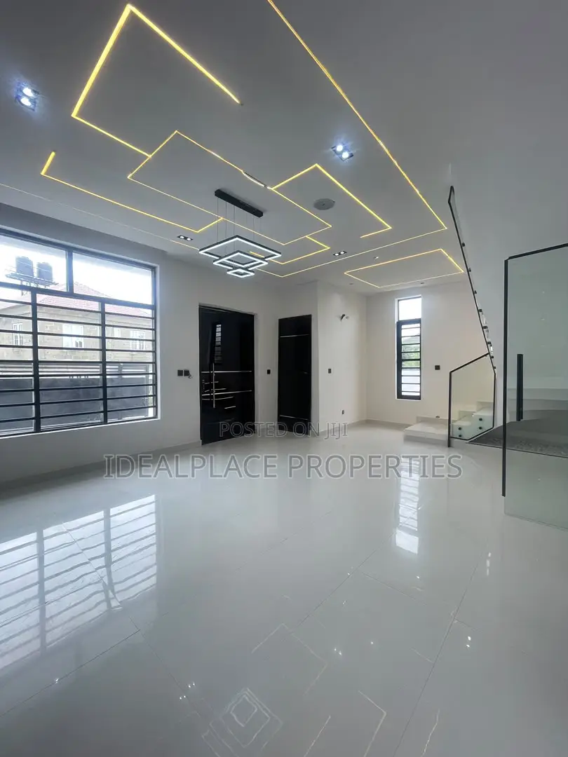 4bdrm Duplex in Sangotedo for sale