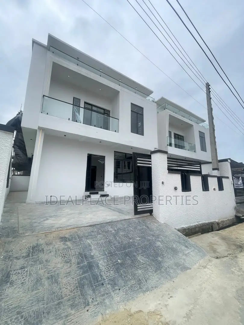 4bdrm Duplex in Sangotedo for sale