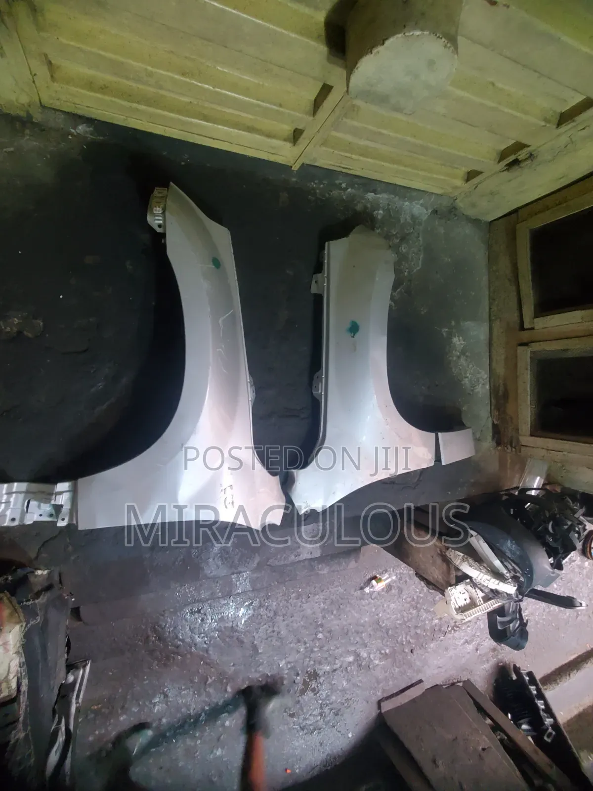 Front Fender Suzuki Vitara 2006,2008,2010,2012 Model