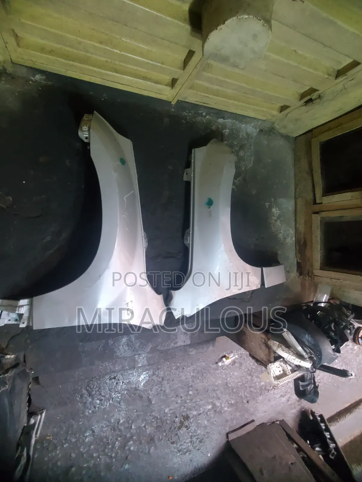 Front Fender Suzuki Vitara 2006,2008,2010,2012 Model