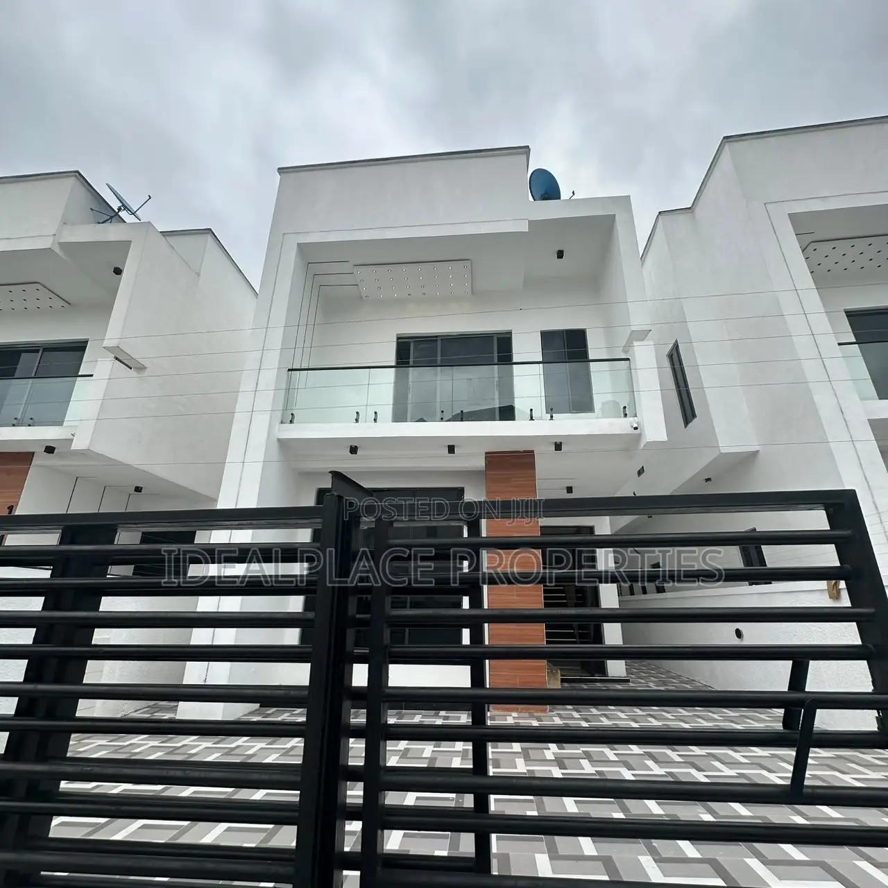 4bdrm Duplex in Ajah for sale