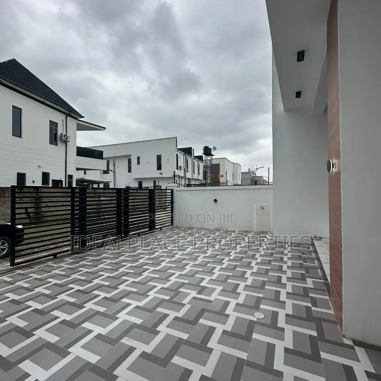 4bdrm Duplex in Ajah for sale
