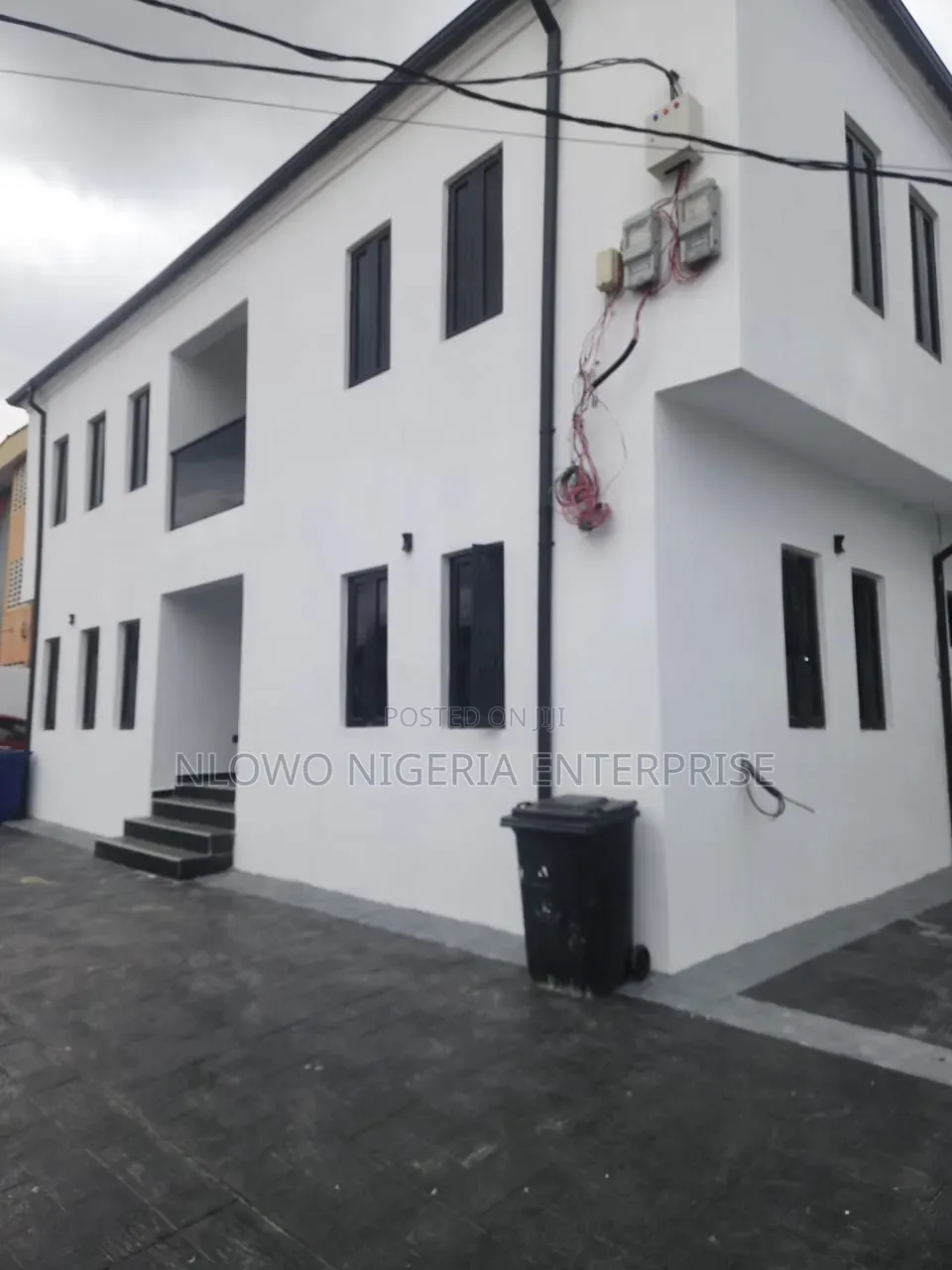 Furnished 3bdrm Apartment in Ifako Estate for sale