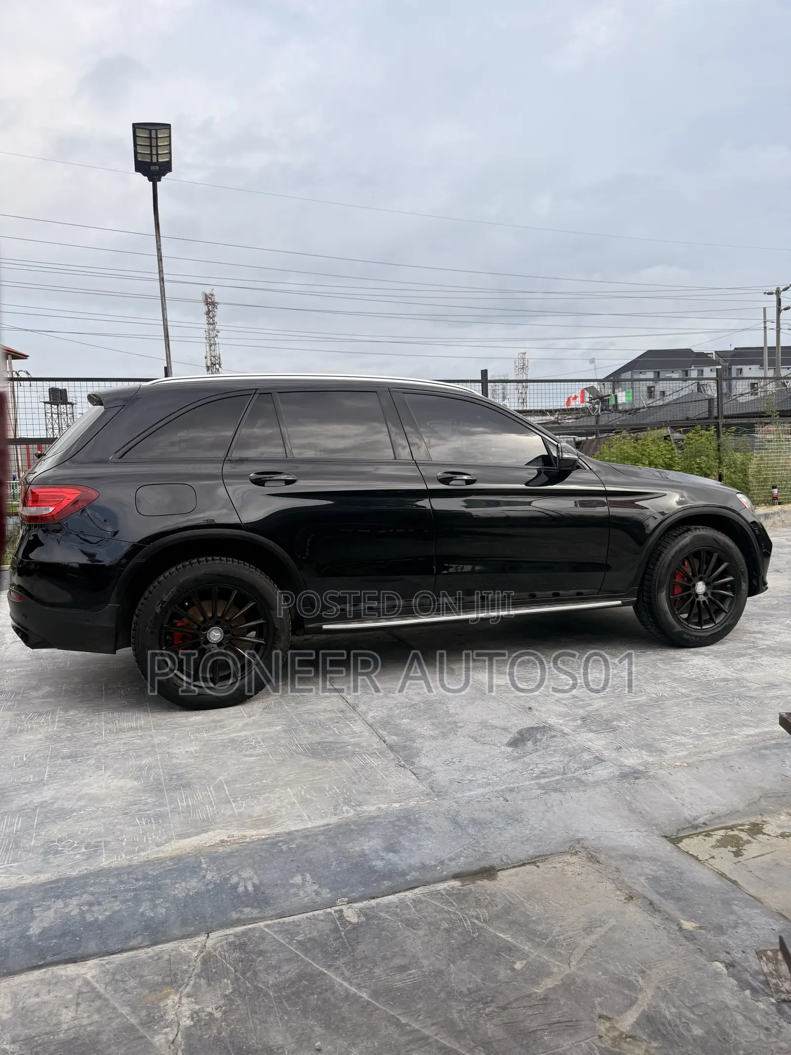 Mercedes-Benz GLC-Class 2017 Black