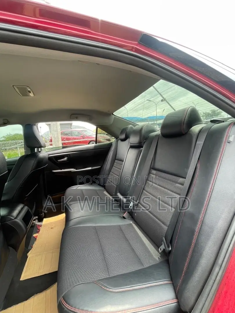 Toyota Camry SE 4dr Sedan (3.5L 6cyl 6A) 2014 Maroon