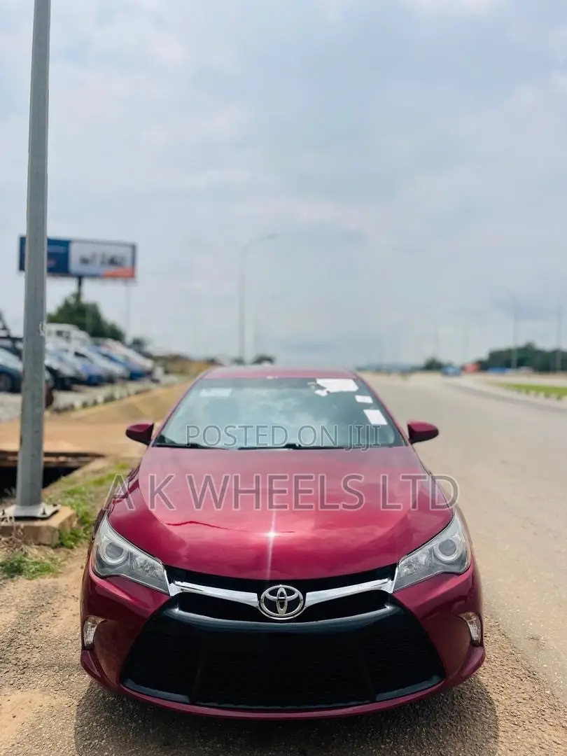 Toyota Camry SE 4dr Sedan (3.5L 6cyl 6A) 2014 Maroon