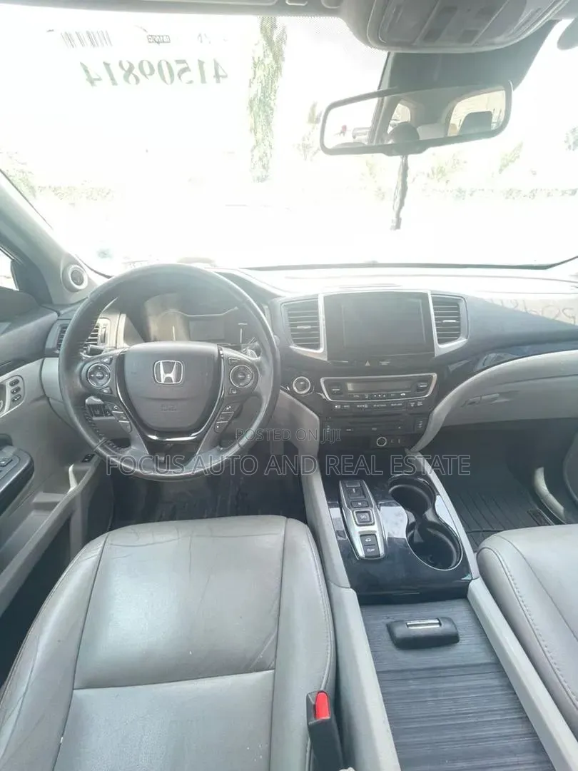 Honda Pilot 2018 Gray