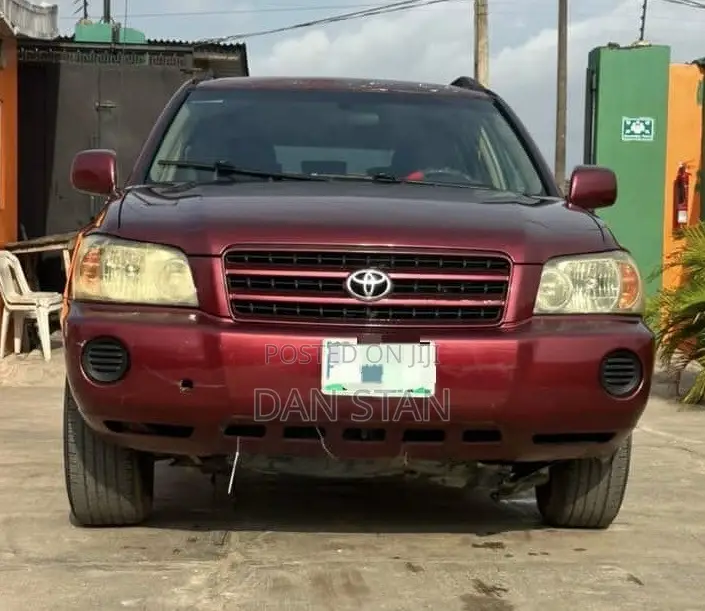 Toyota Highlander 2004 Red