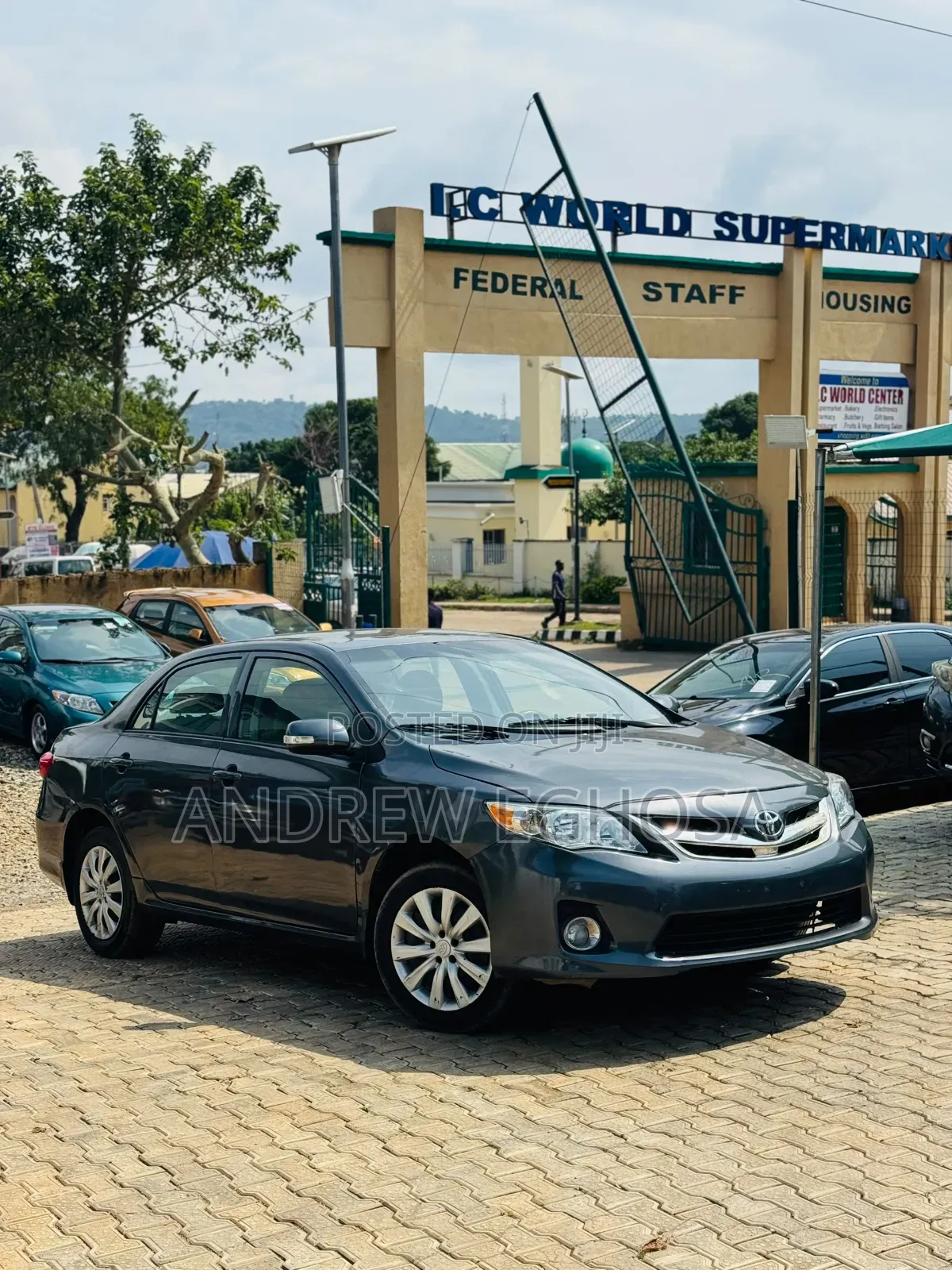 Toyota Corolla 2010 Gray