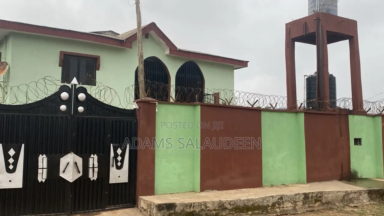 Furnished 3bdrm Block of Flats in Agbado for sale