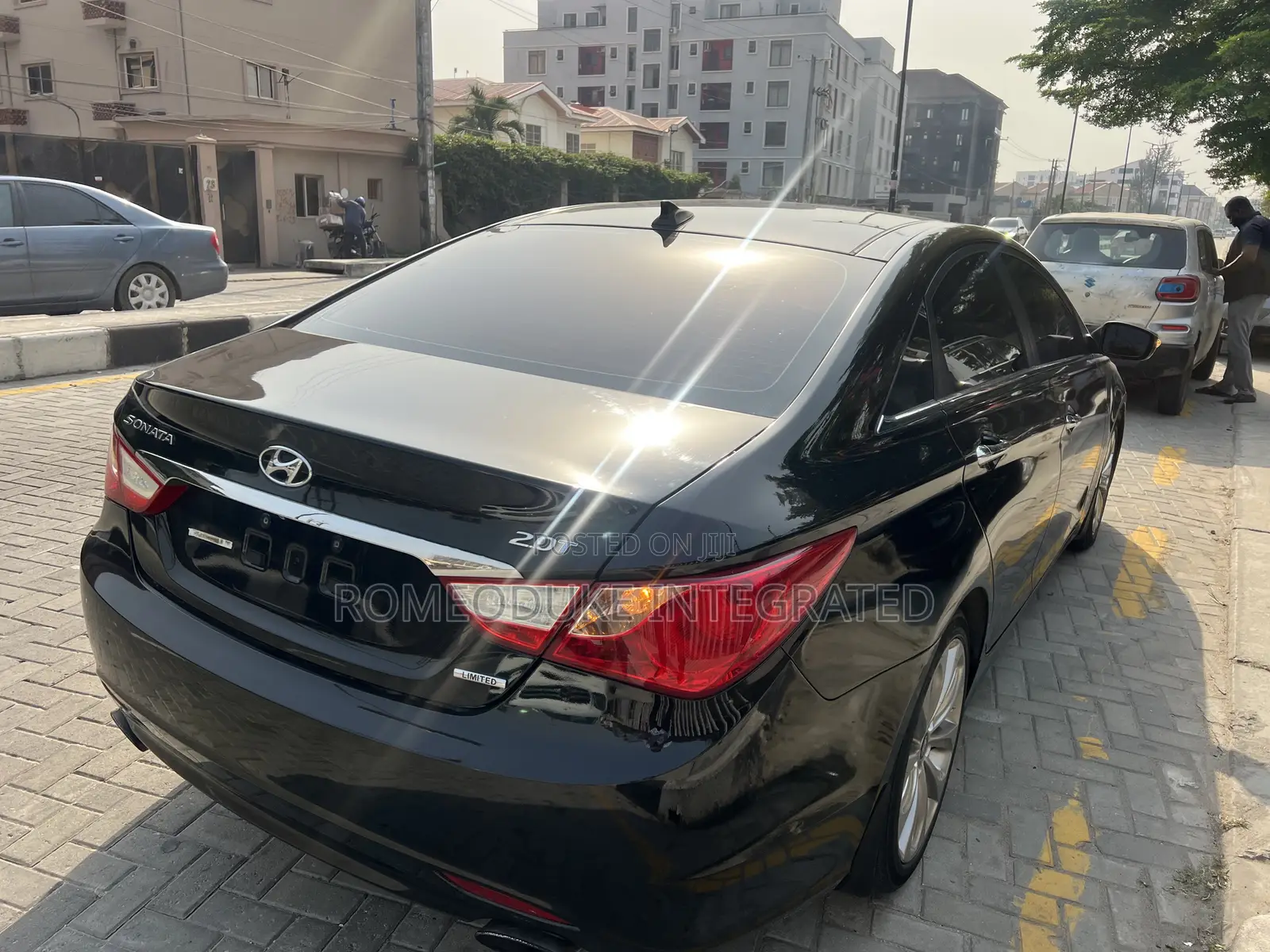 Hyundai Sonata Limited 2.0T Sedan (2.0L 4cyl 6A) 2013 Black