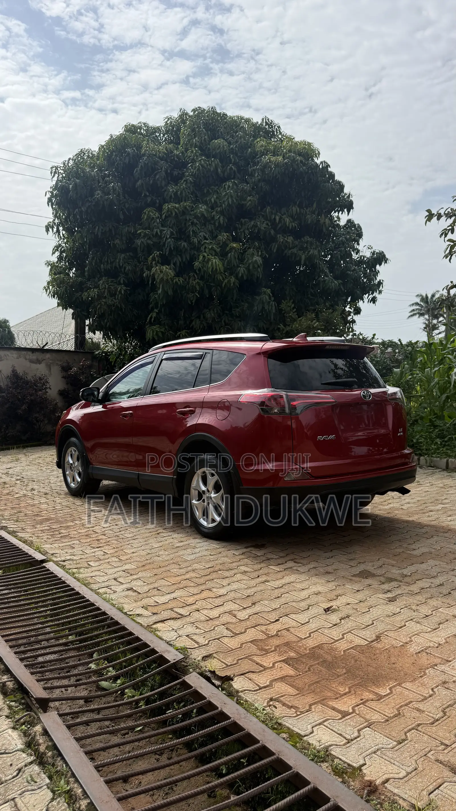 Toyota RAV4 LE AWD (2.5L 4cyl 6A) 2016 Red