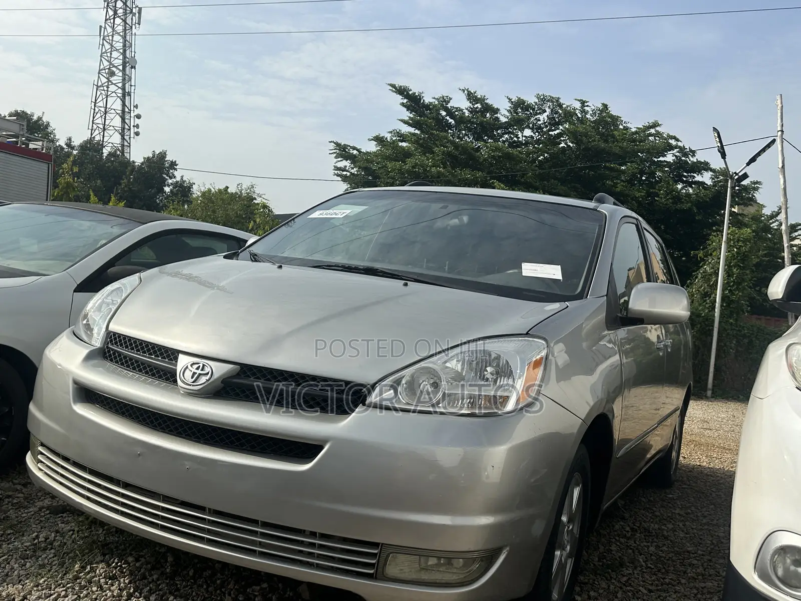 Toyota Sienna 2005 Gold