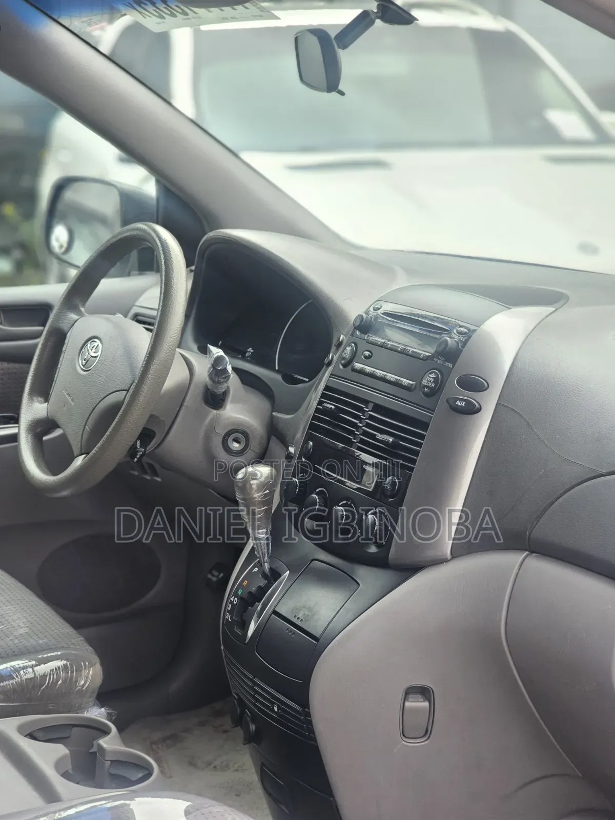 Toyota Sienna 2006 White