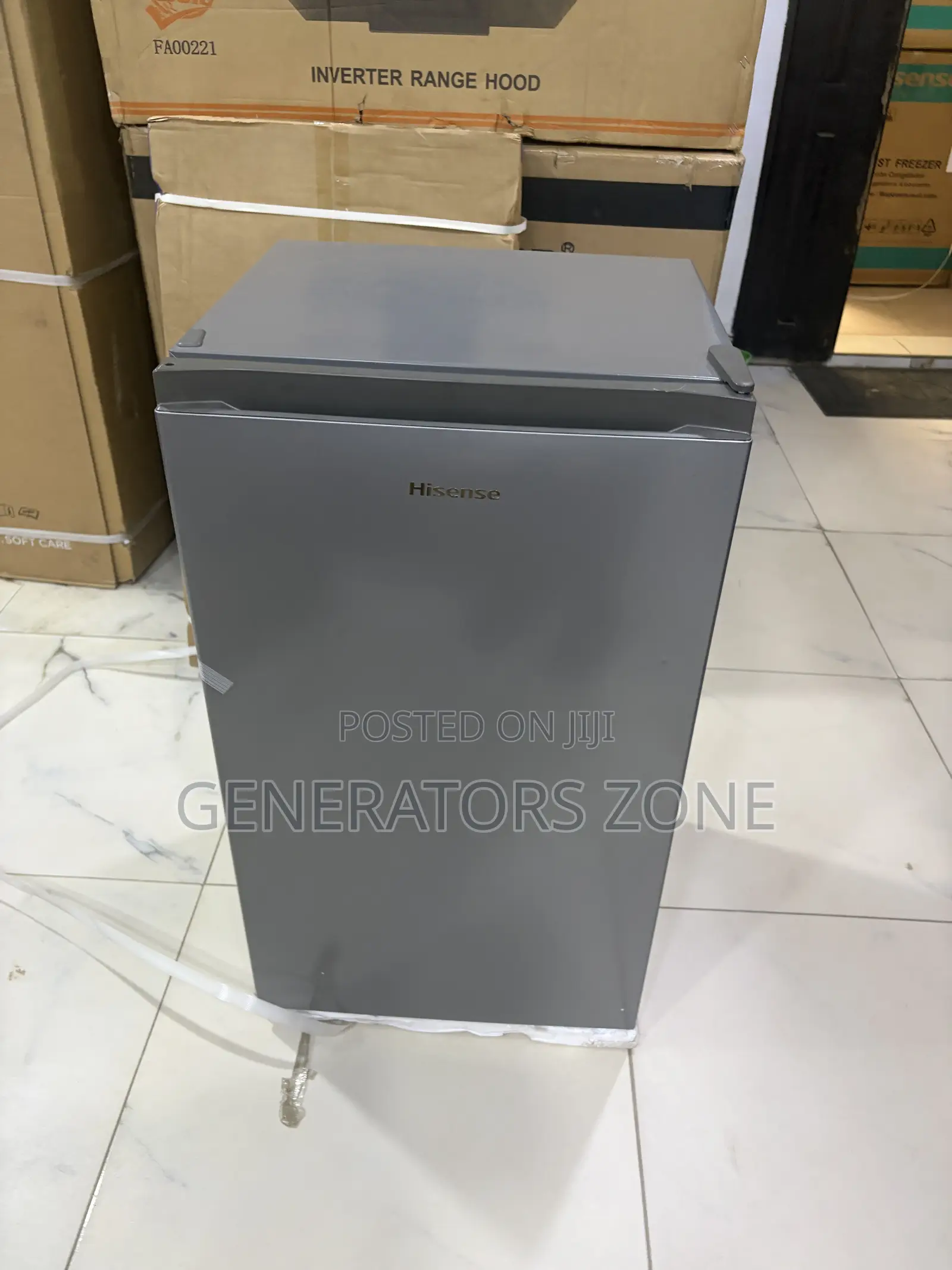 Hisense 90L Compact Single Door Fridge REF093DR