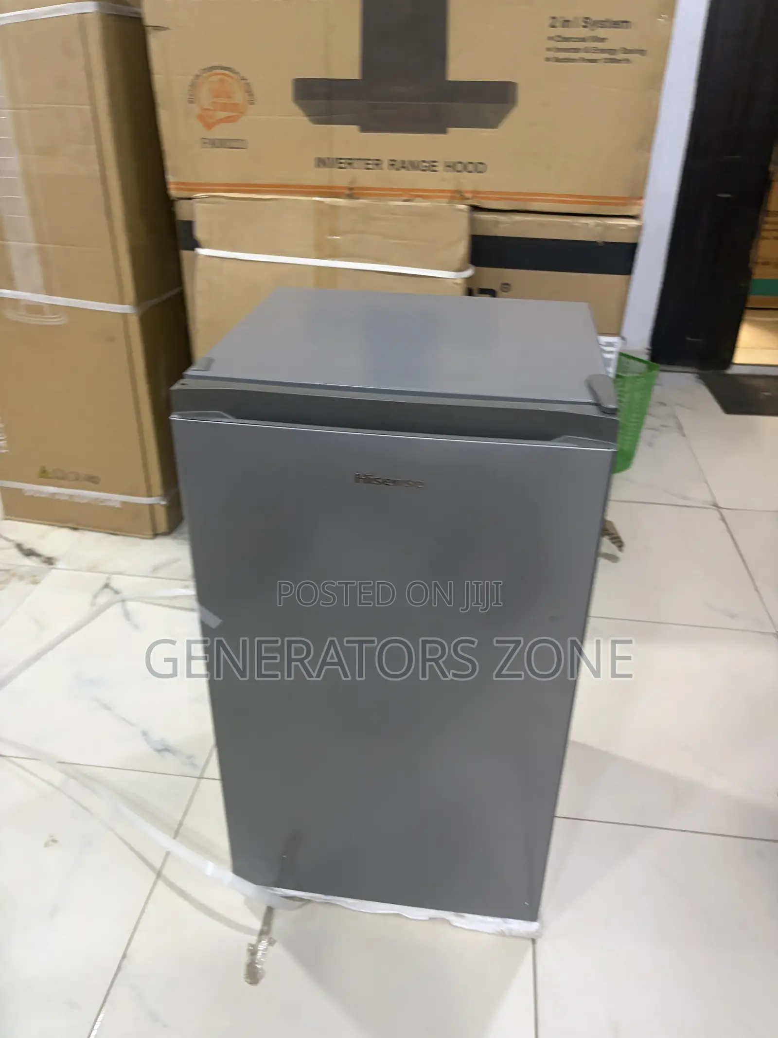 Hisense 90L Compact Single Door Fridge REF093DR