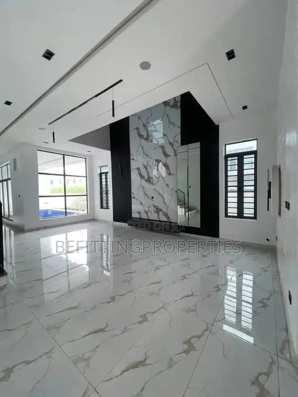 5bdrm Duplex in Ajah for sale