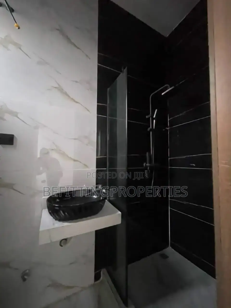 5bdrm Duplex in Ajah for sale
