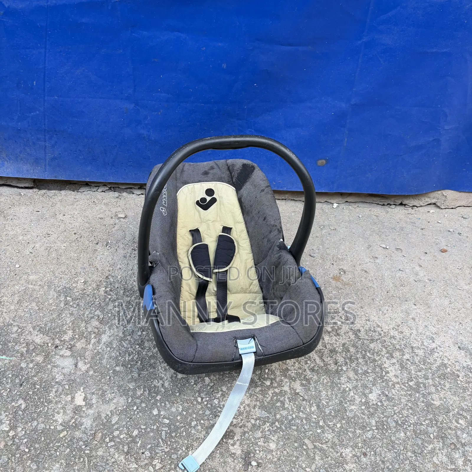 Neatly Used Baby Car Seater