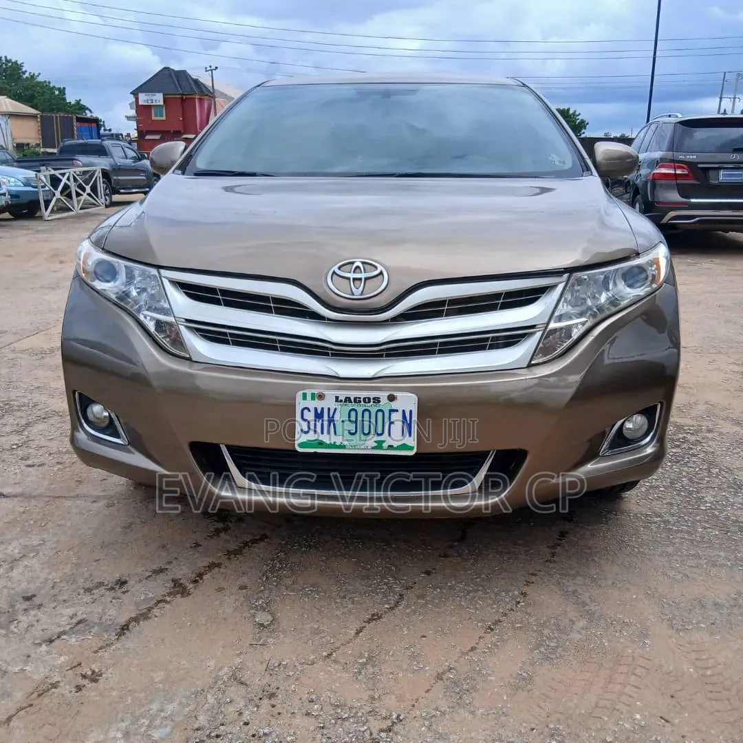 Toyota Venza Limited 2009 Gold