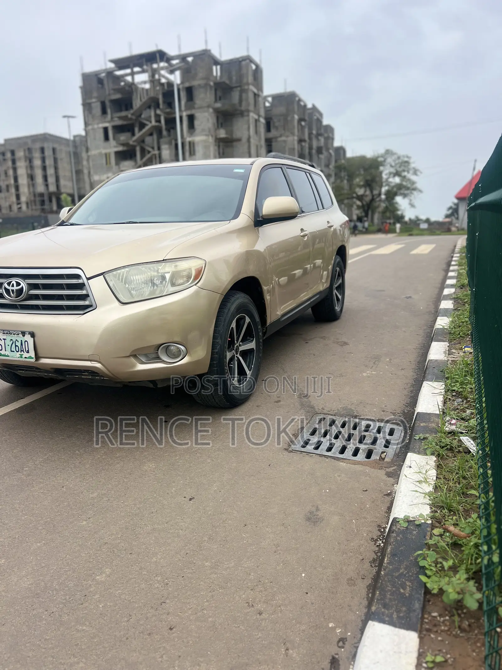 Toyota Highlander 4x4 2008 Gold