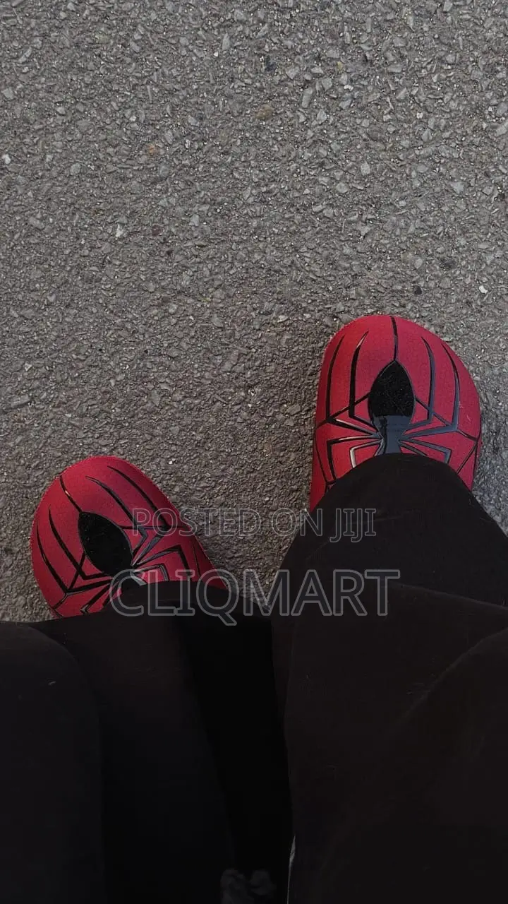 MARVEL X CROCS "Spiderman Neo Classic Crocs