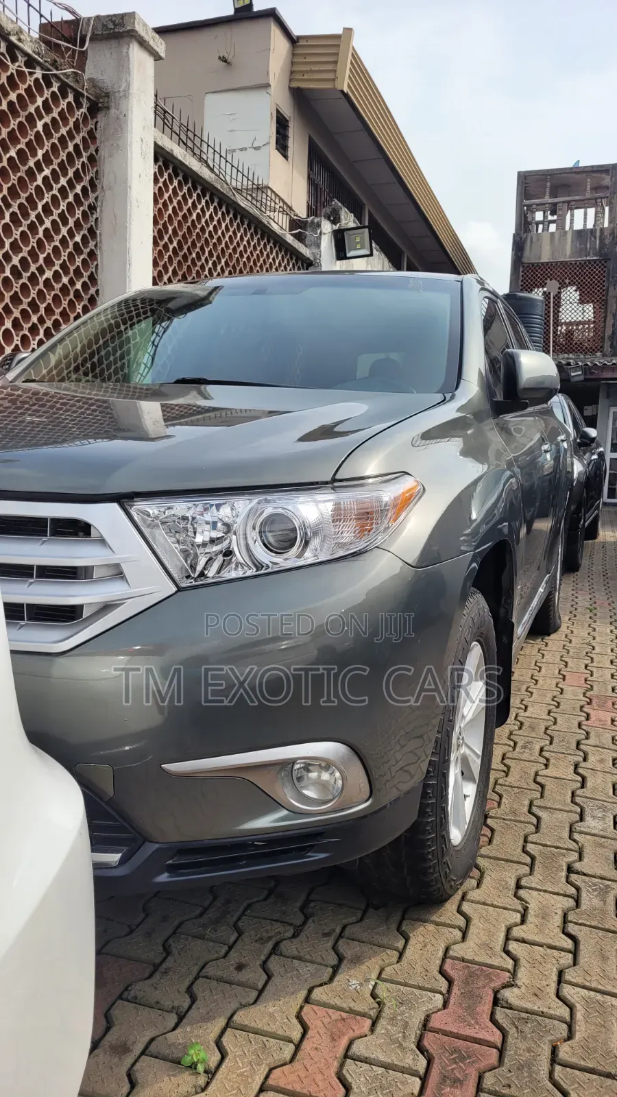 Toyota Highlander 3.5L 4WD 2013 Green