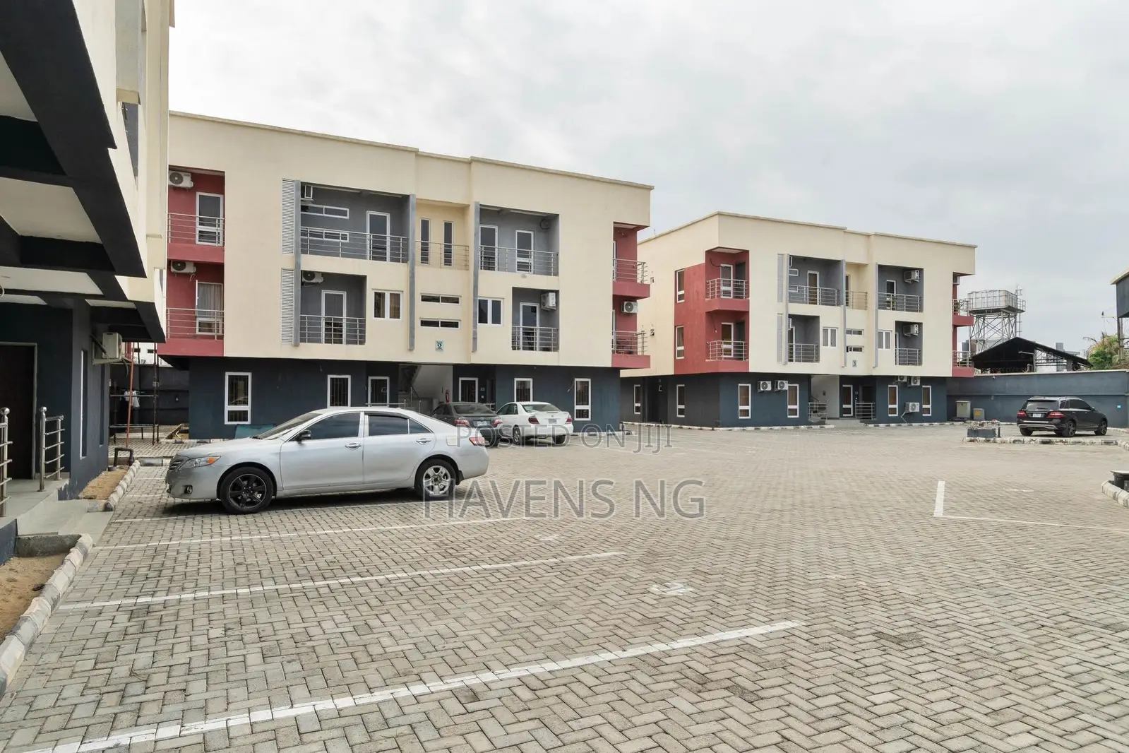 Brand-New 2-Bedroom Apartment Osapa, Lekki