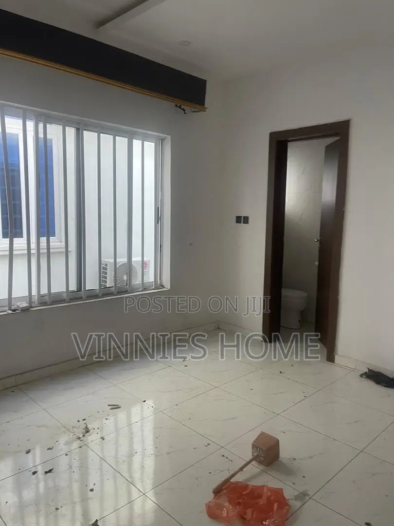 4bdrm Duplex in Oral Estate, Lekki Phase 2 for rent