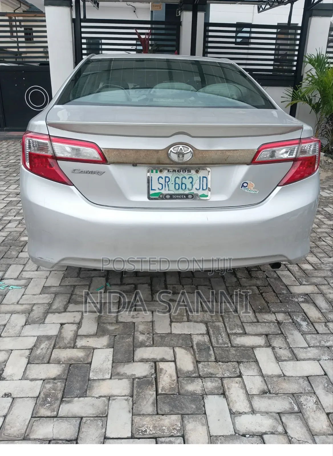 Toyota Camry 2014 Silver