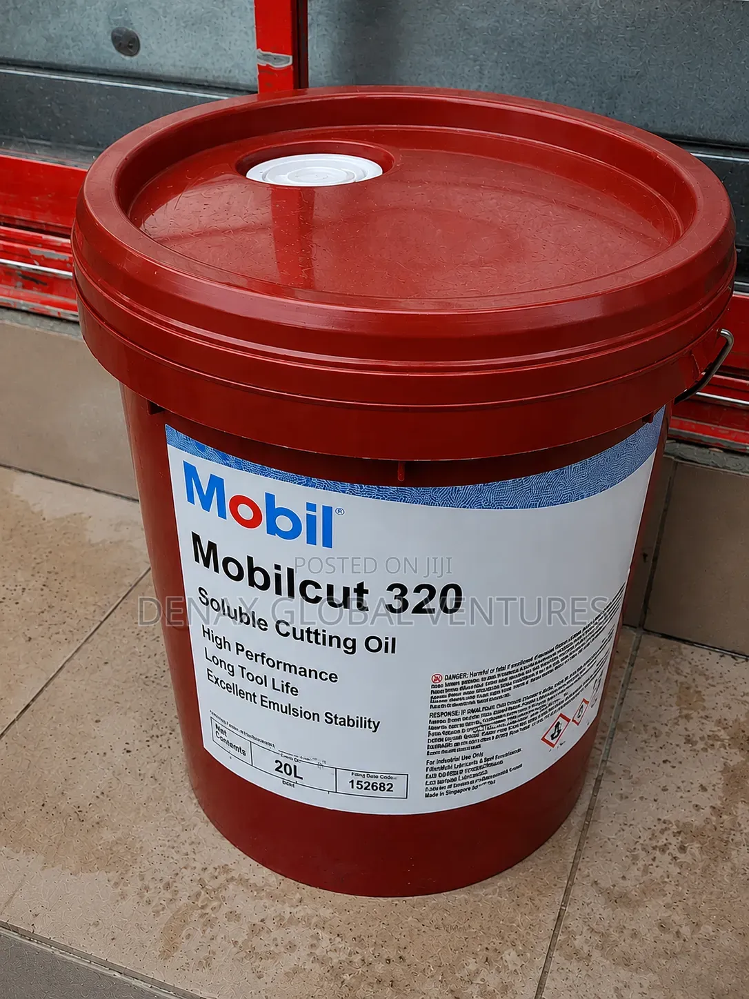 Mobil Mobilcut 320 Soluble Cutting Oil