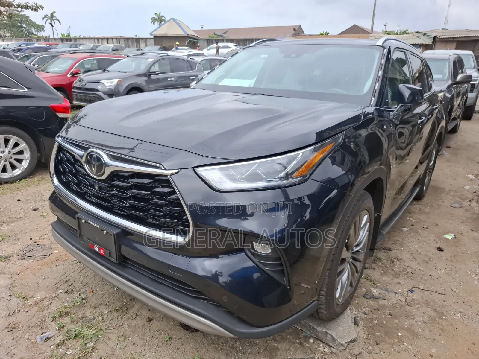 Toyota Highlander 2022 Black