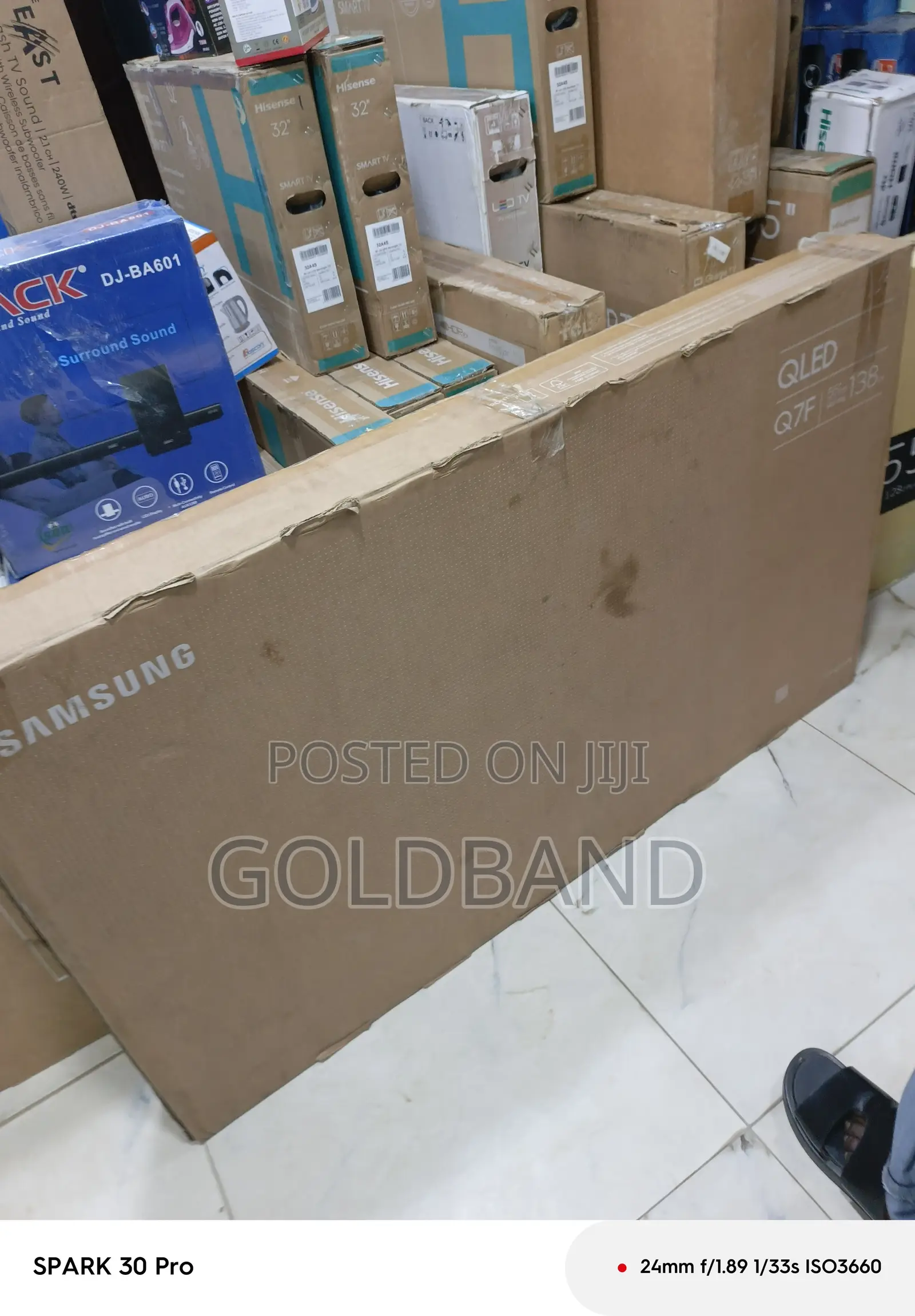 Samsung 55" QLED Smart TV – Vivid Colors Sharp Details