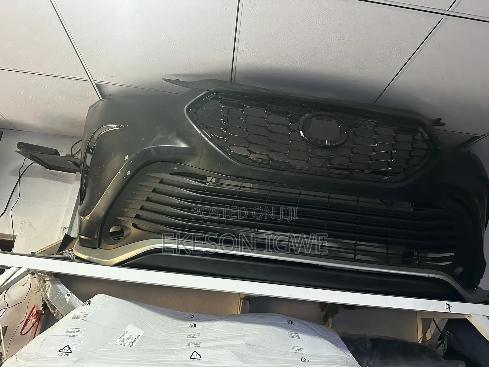 Front Bumper Highlander 2020-023 XSE