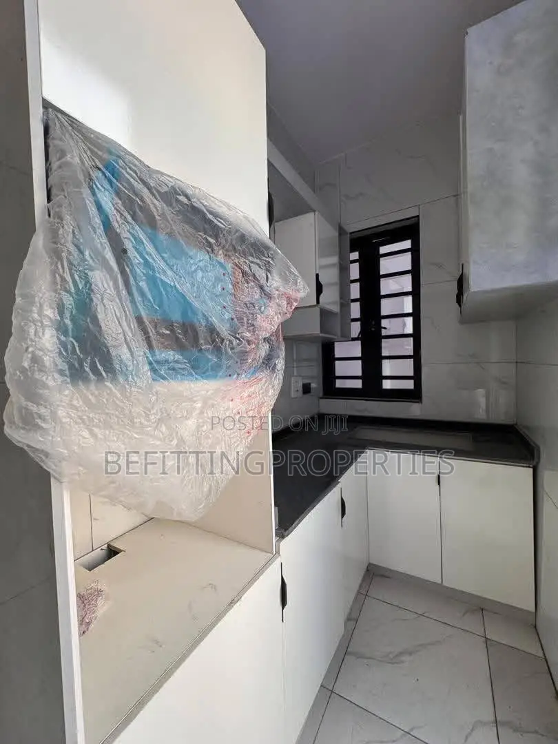 5bdrm Duplex in Lekki for sale