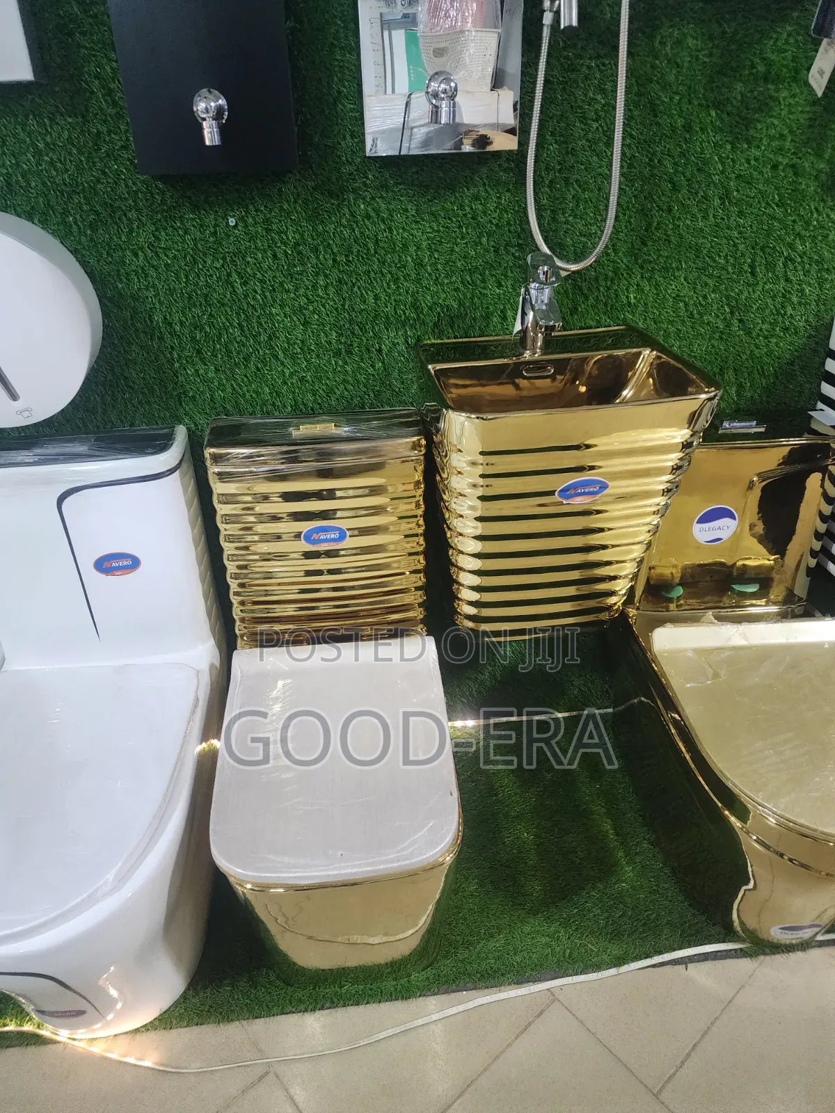 Gold Wc and Basin