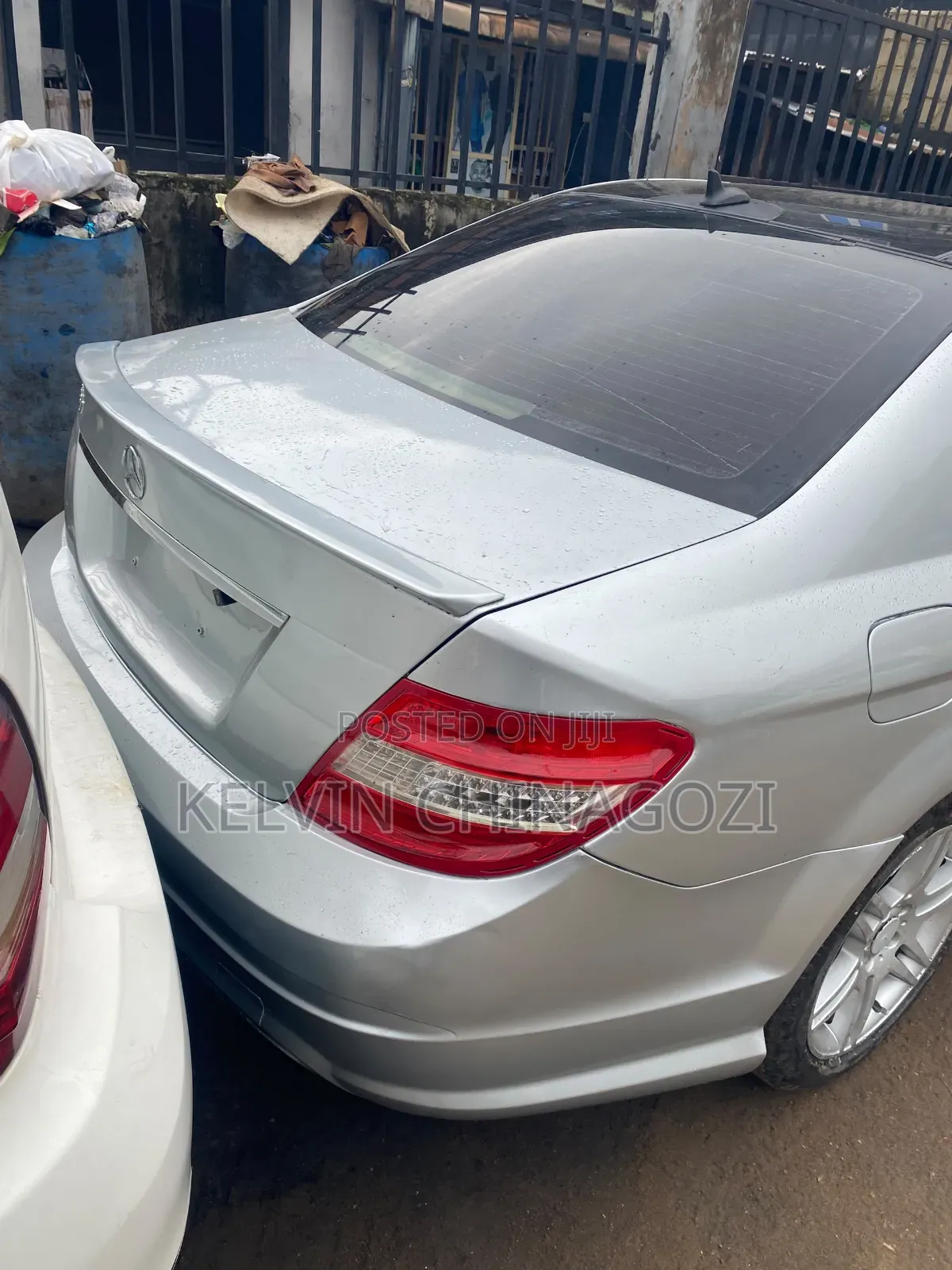 Mercedes-Benz C300 2010 Silver