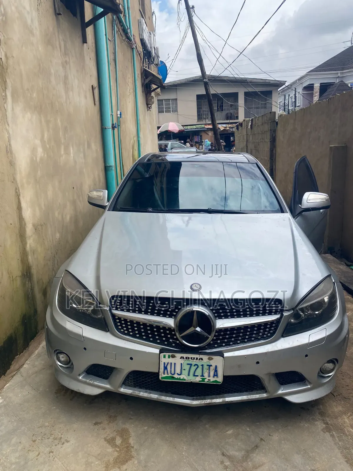 Mercedes-Benz C300 2010 Silver