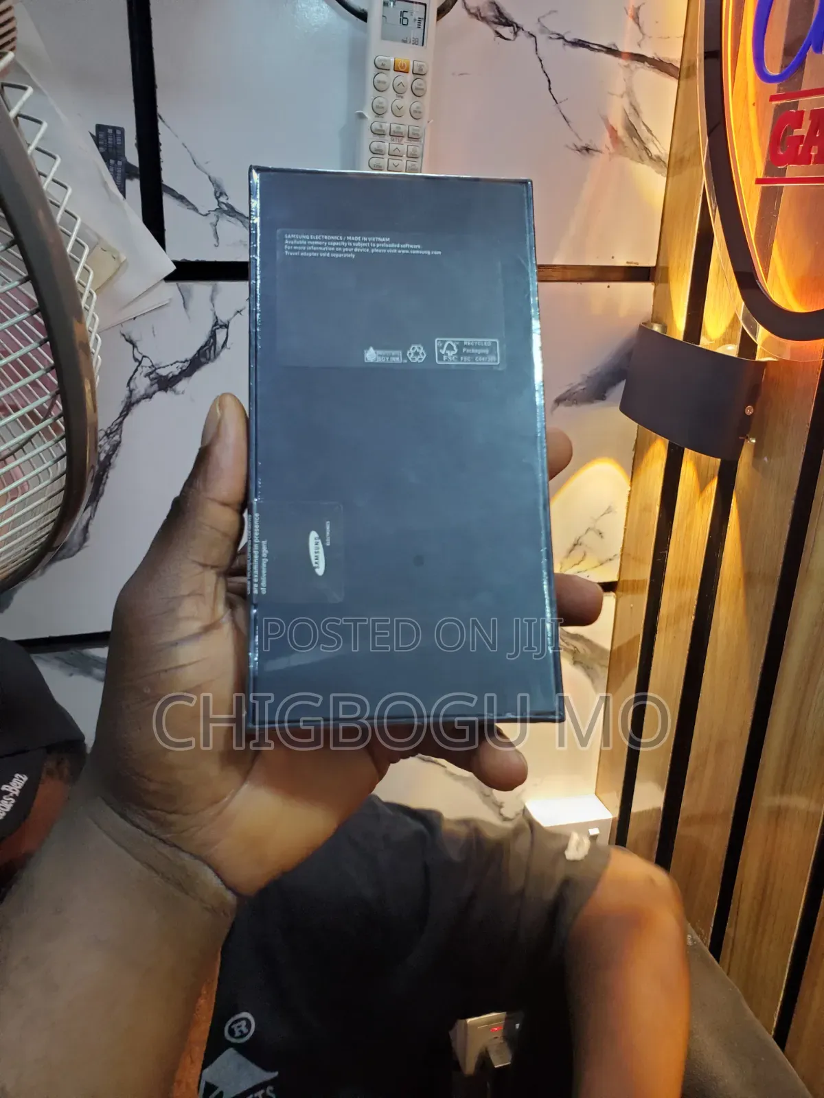 New Samsung Galaxy S22+ 5G 256 GB