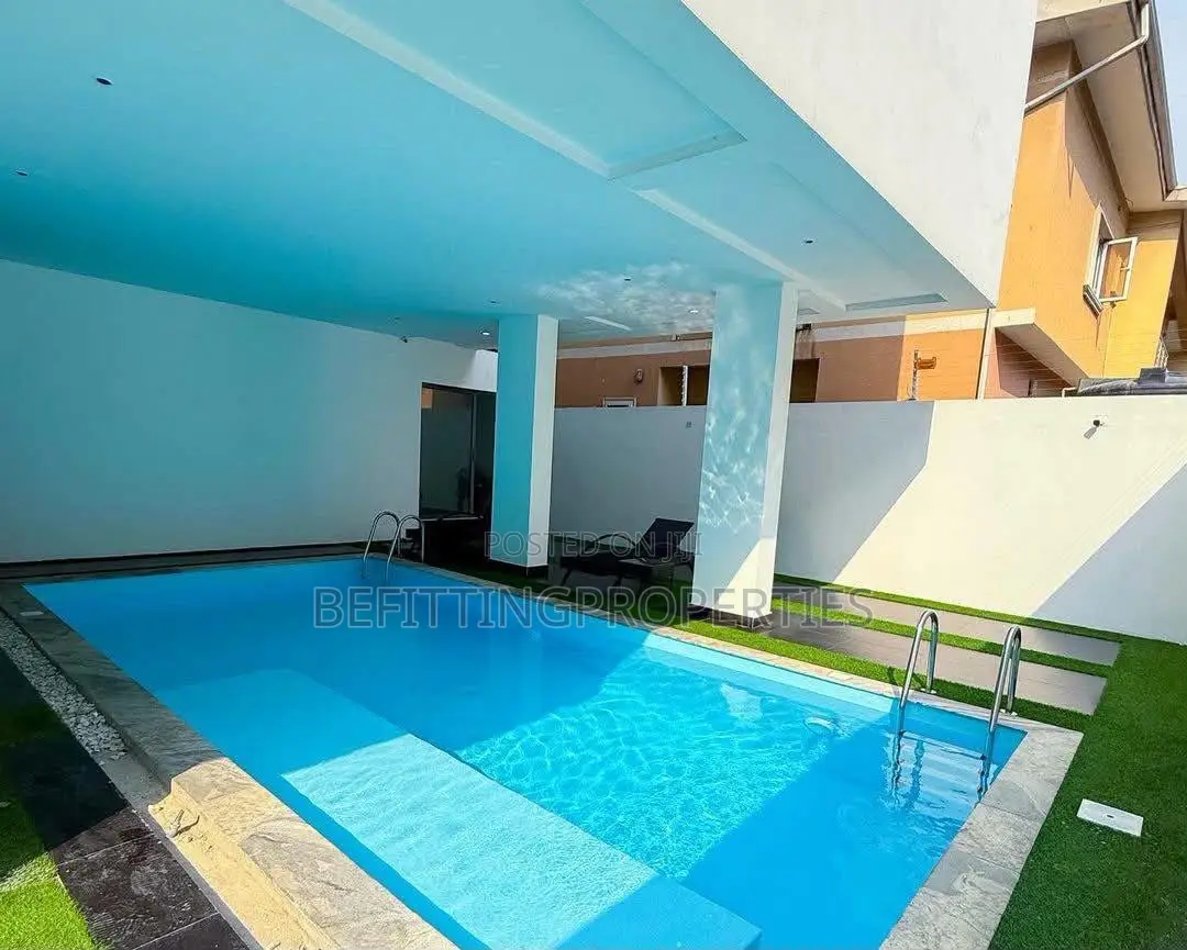 2bdrm Apartment in Victoria Island for sale