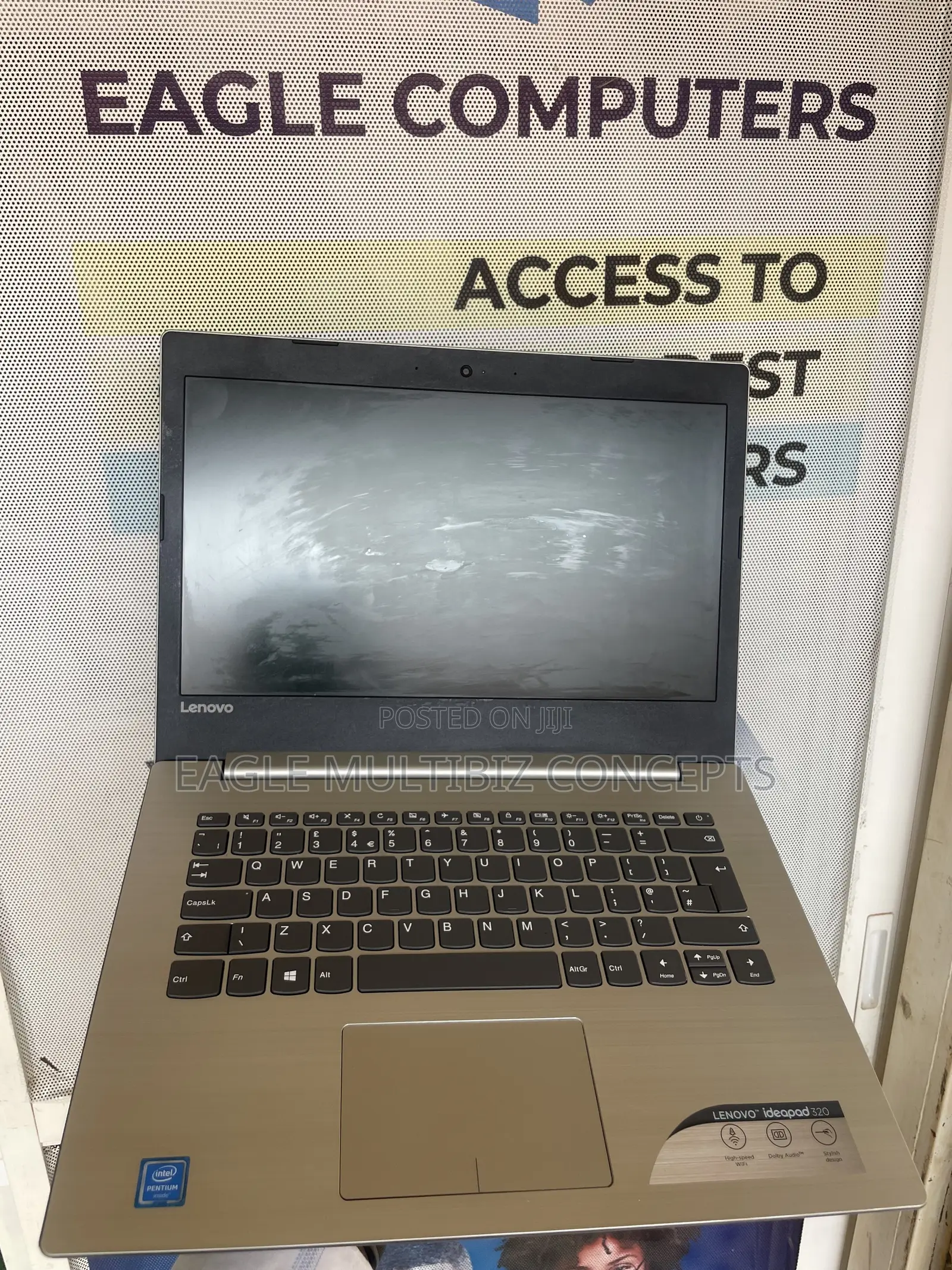 Laptop Lenovo IdeaPad 320 4GB Intel Pentium SSD 128GB