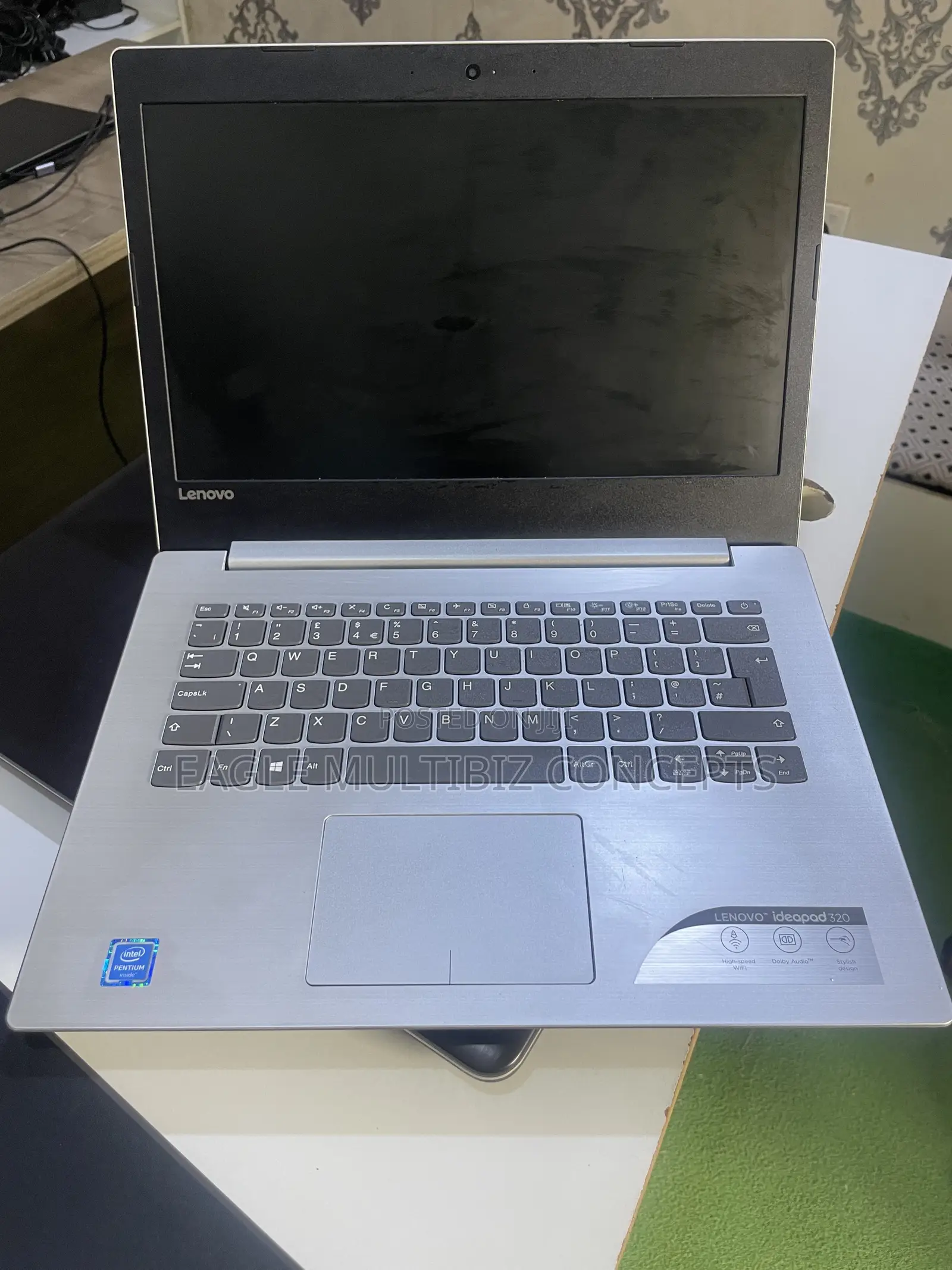 Laptop Lenovo IdeaPad 320 4GB Intel Pentium SSD 128GB